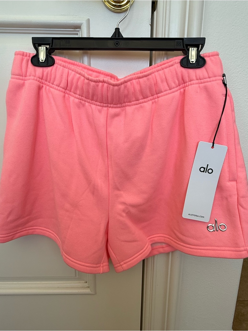 Alo Yoga SOLD OUT Neon Bubblegum Pink Accolade Shorts